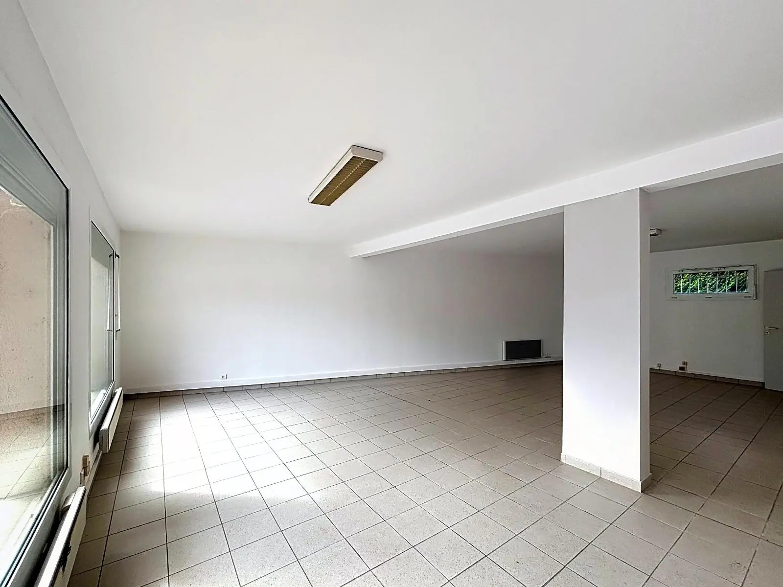 Photo 1 Local Commercial 65.08m²