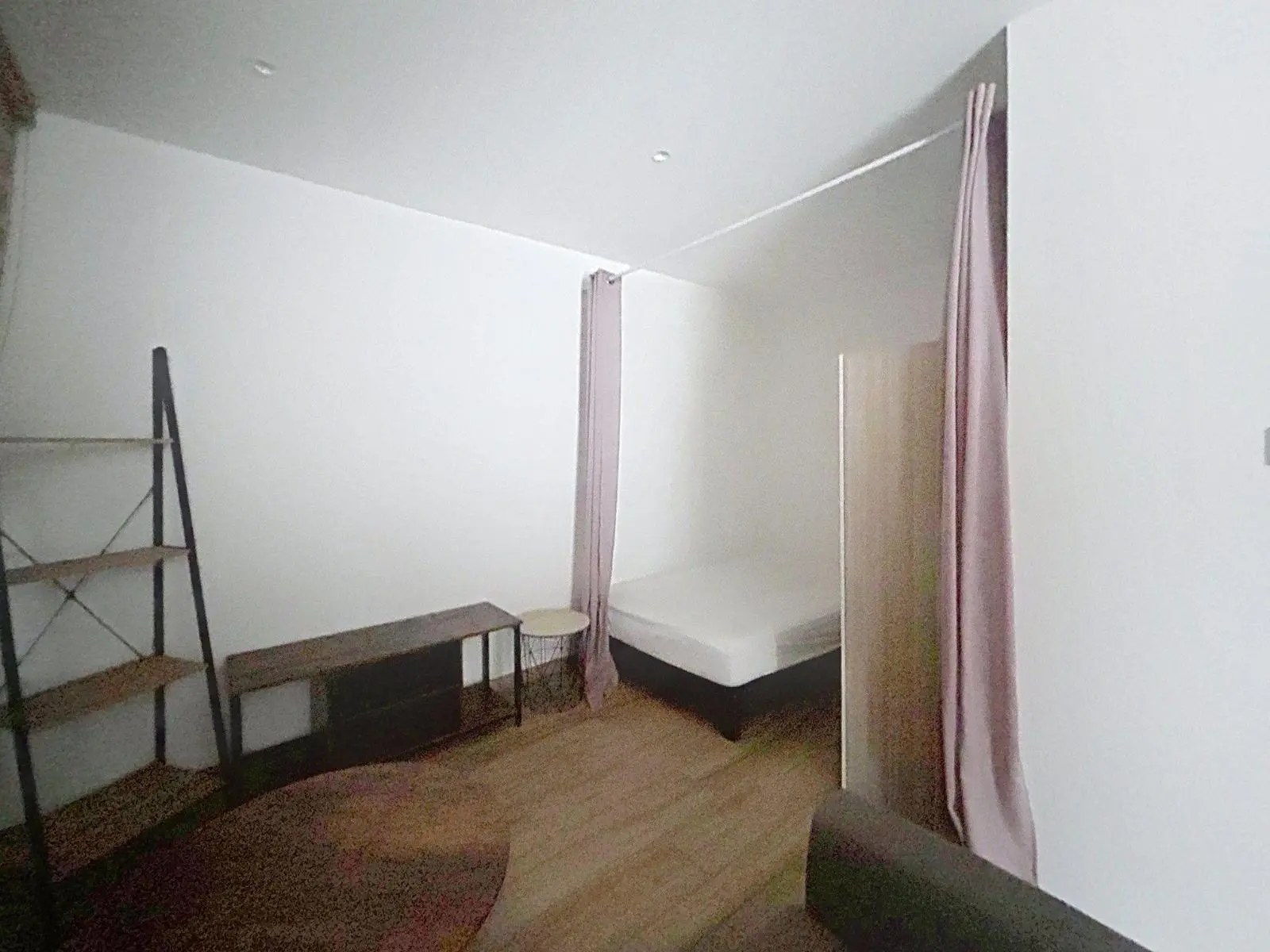 Photo 3 Appartement 1 pièce 27.09m²