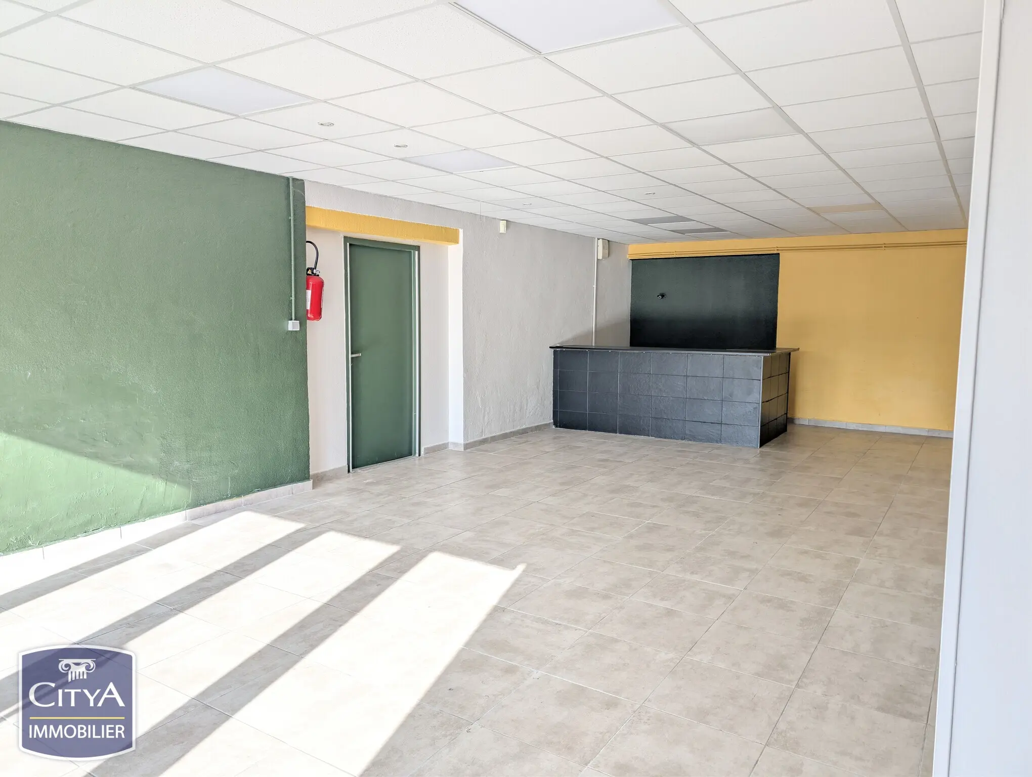 Photo 3 Local Commercial 263m²
