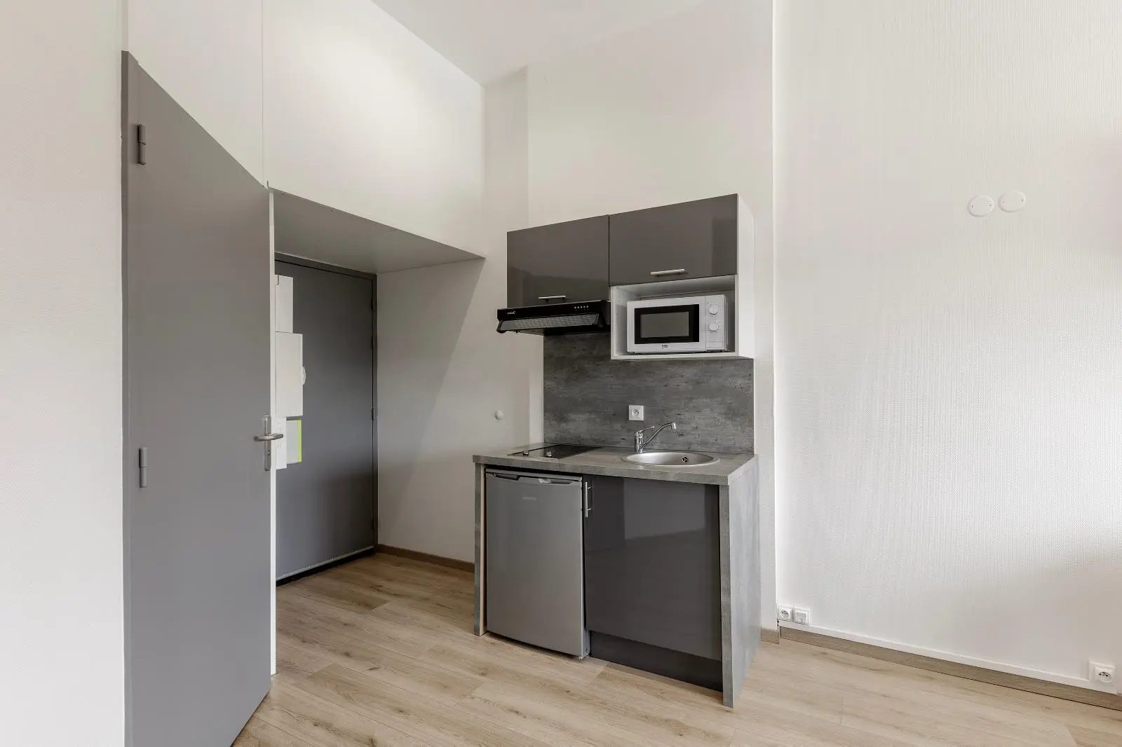 Photo 8 Appartement 1 pièce 21.45m²