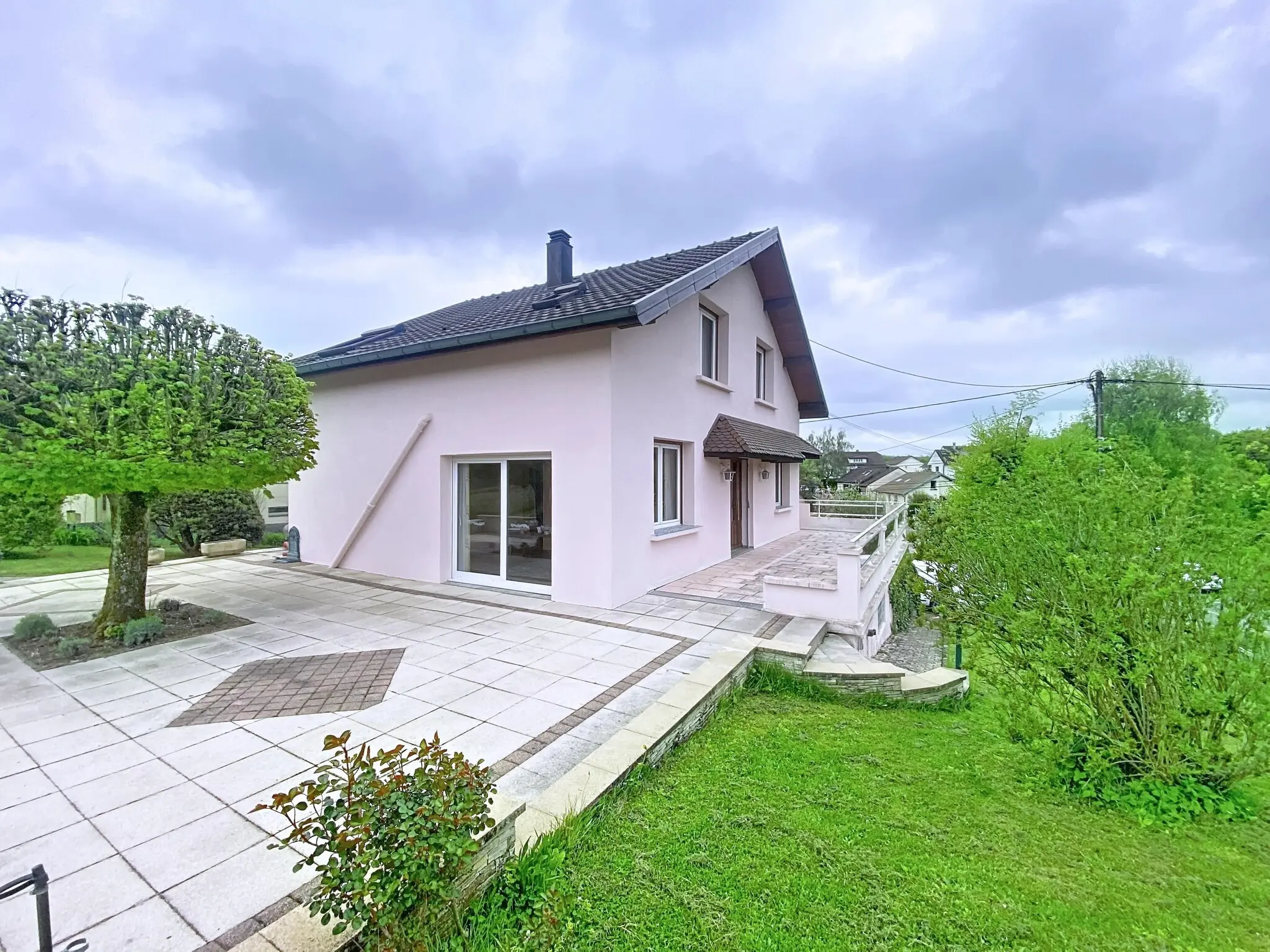 Photo 1 Maison 7 pièces 133m²