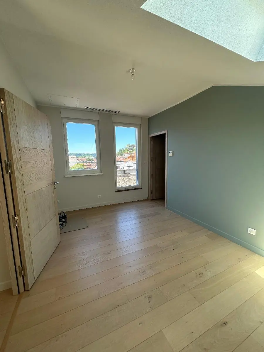Photo 5 Appartement 5 pièces 179m²
