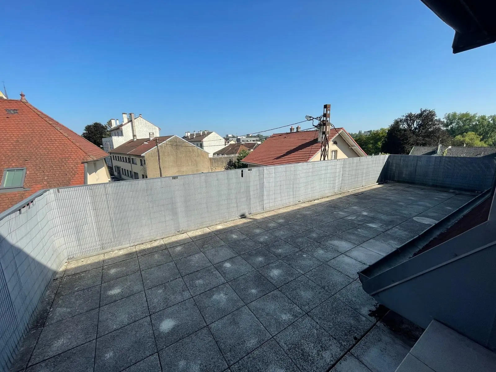 Photo 10 Appartement 5 pièces 99m²
