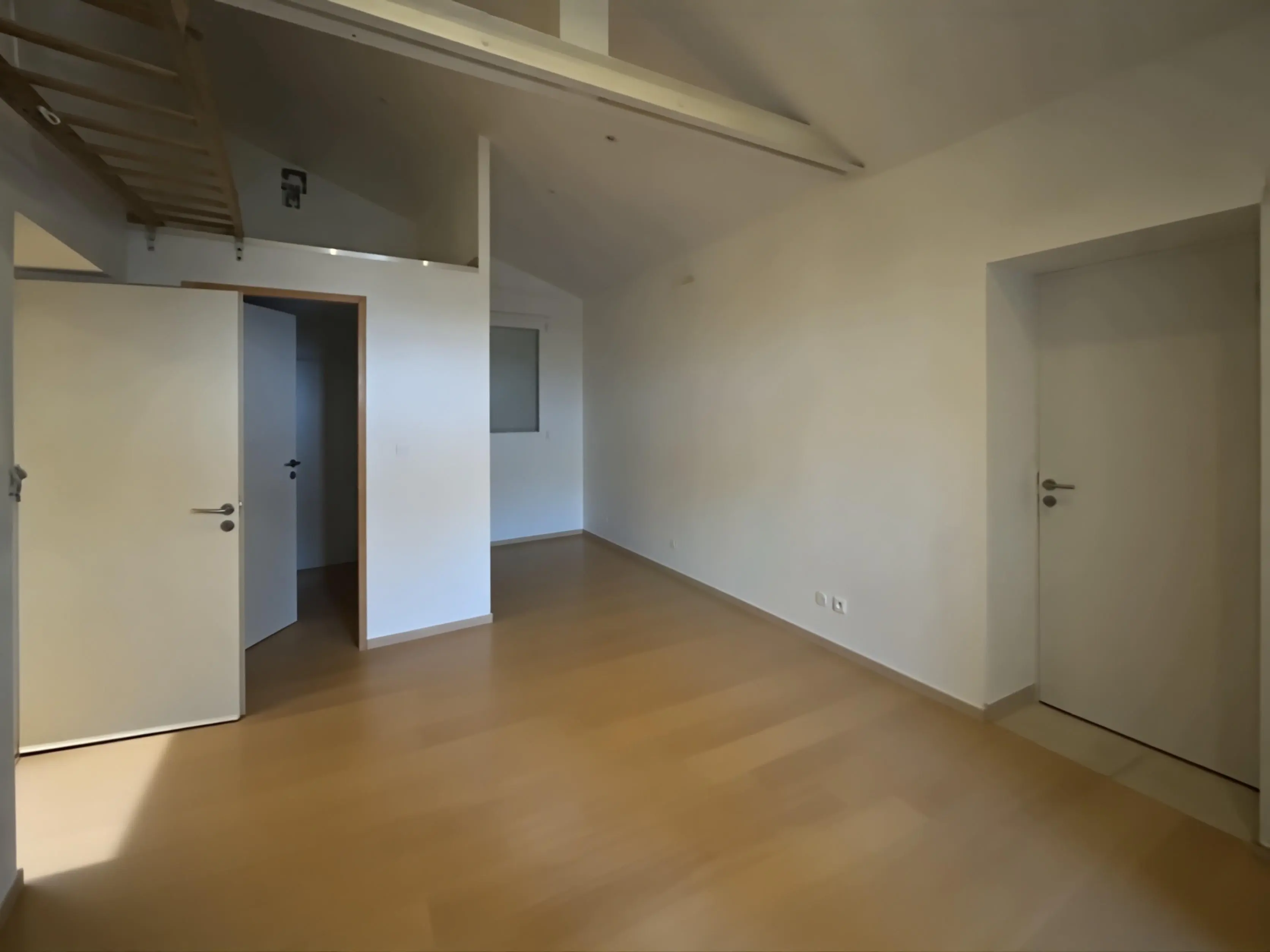 Photo 4 Maison 6 pièces 280m²