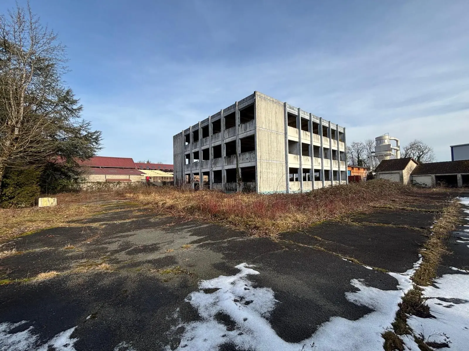 Photo 2 Immeuble 1200m²