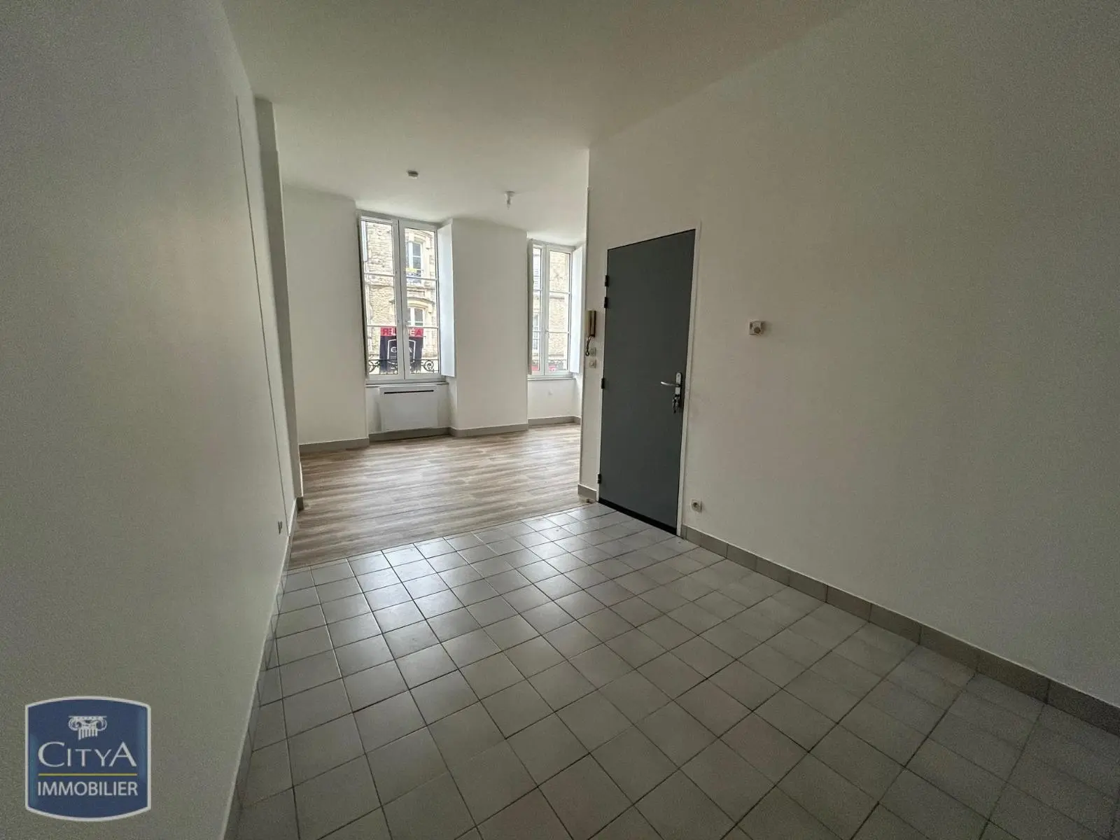 Photo 3 Appartement 1 pièce 30.42m²