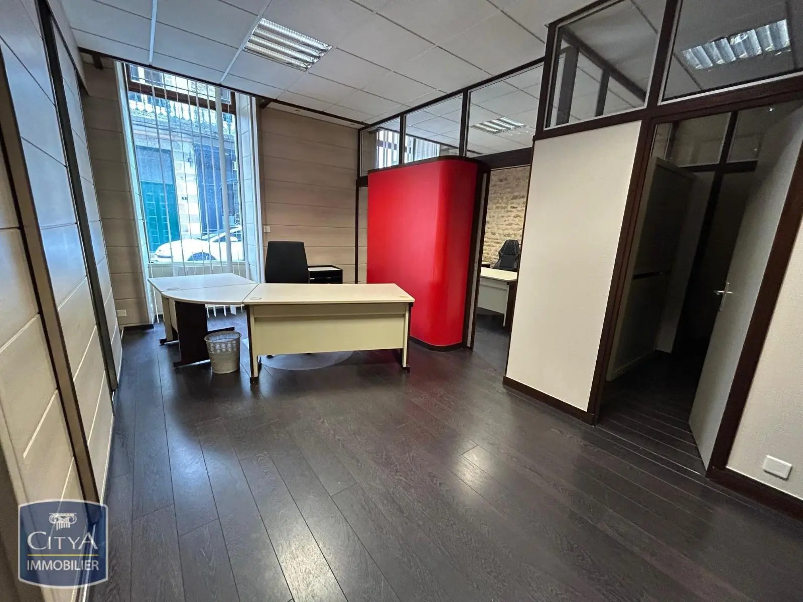 Photo 1 Local Professionnel 2 pièces 36m²