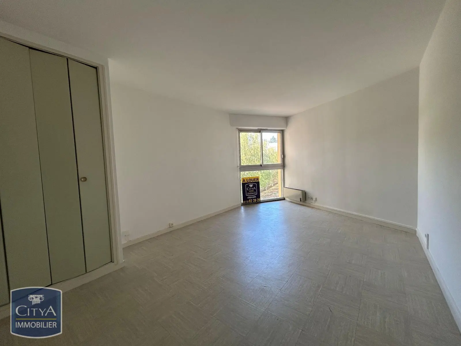 Photo 1 Appartement 1 pièce 22.68m²