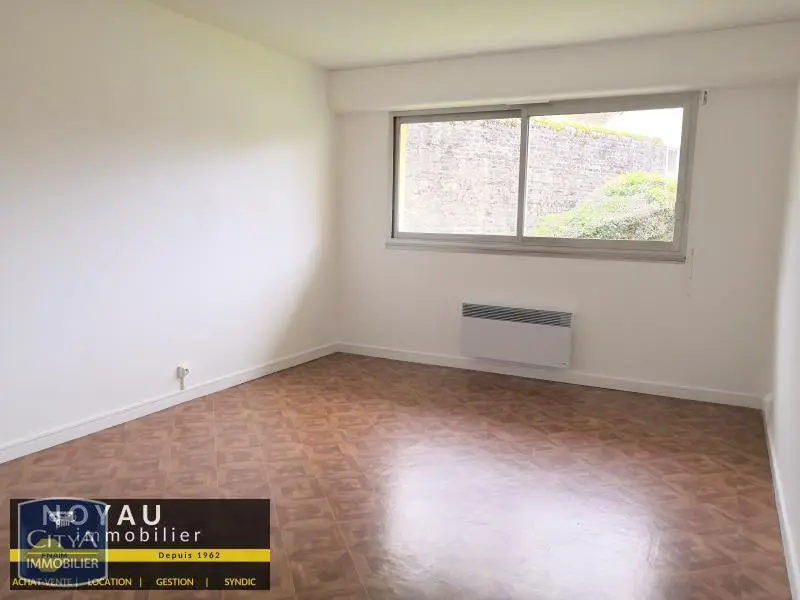 Photo 2 Appartement 1 pièce 31.74m²