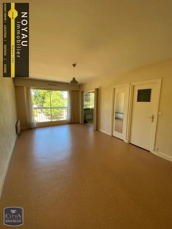 Photo 2 Appartement 1 pièce 34.56m²
