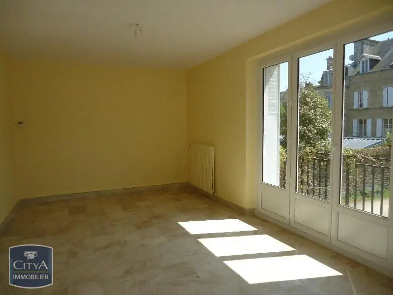 Photo 1 Appartement 6 pièces 129.55m²