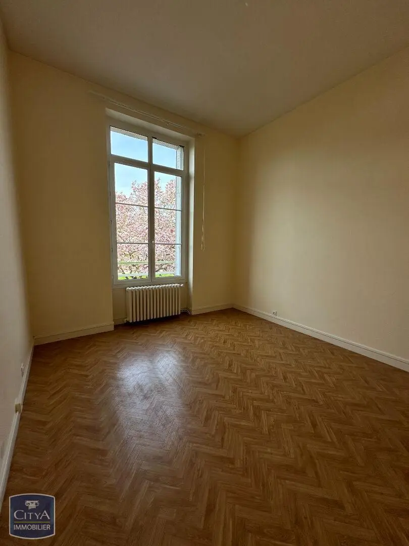 CHAMBRE 1