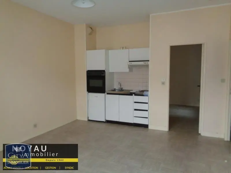 Photo 2 Appartement 1 pièce 34.11m²