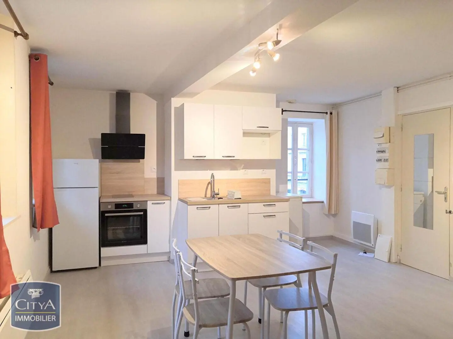 Photo 1 Appartement 1 pièce 30.5m²