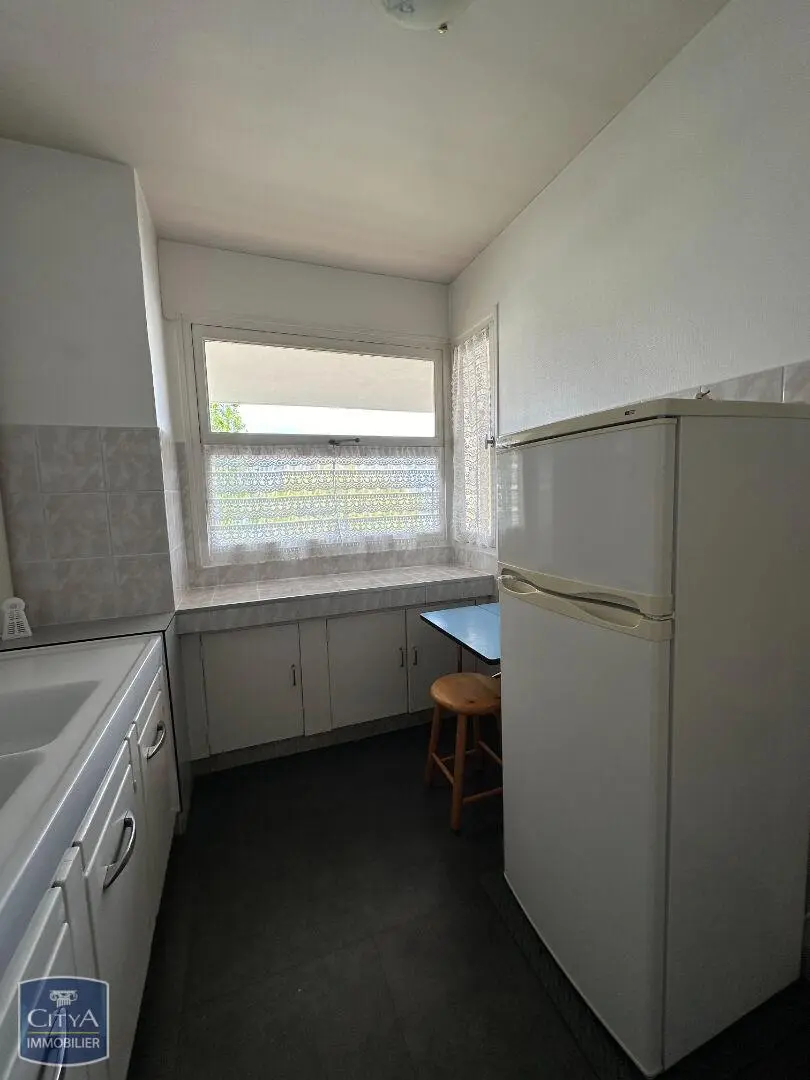 Photo 2 Appartement 1 pièce 25.89m²