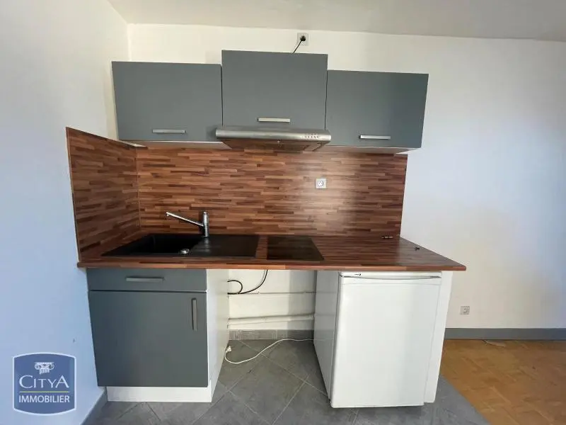 Photo 1 Appartement 1 pièce 15.5m²