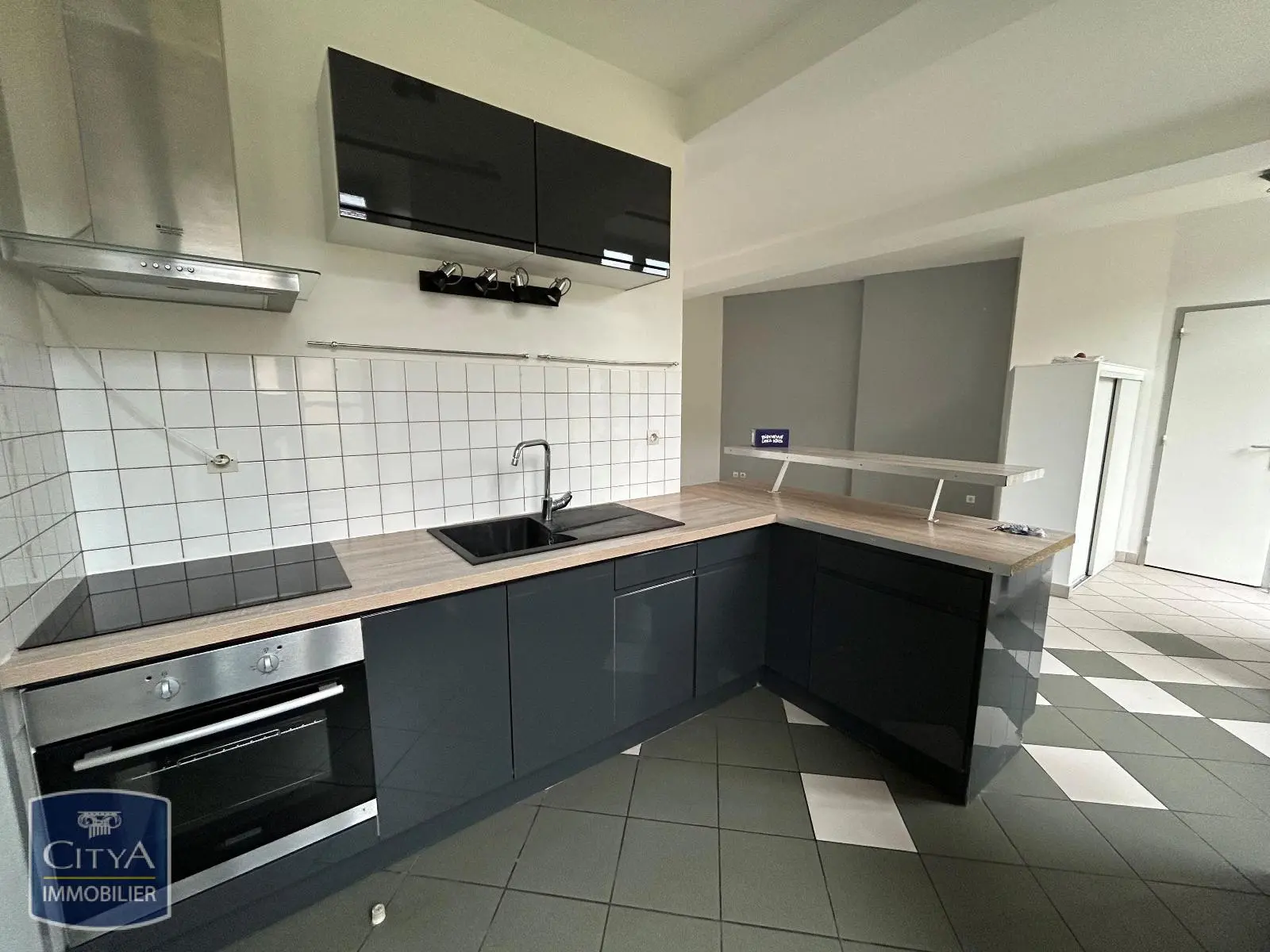 Photo 2 Appartement 4 pièces 71m²