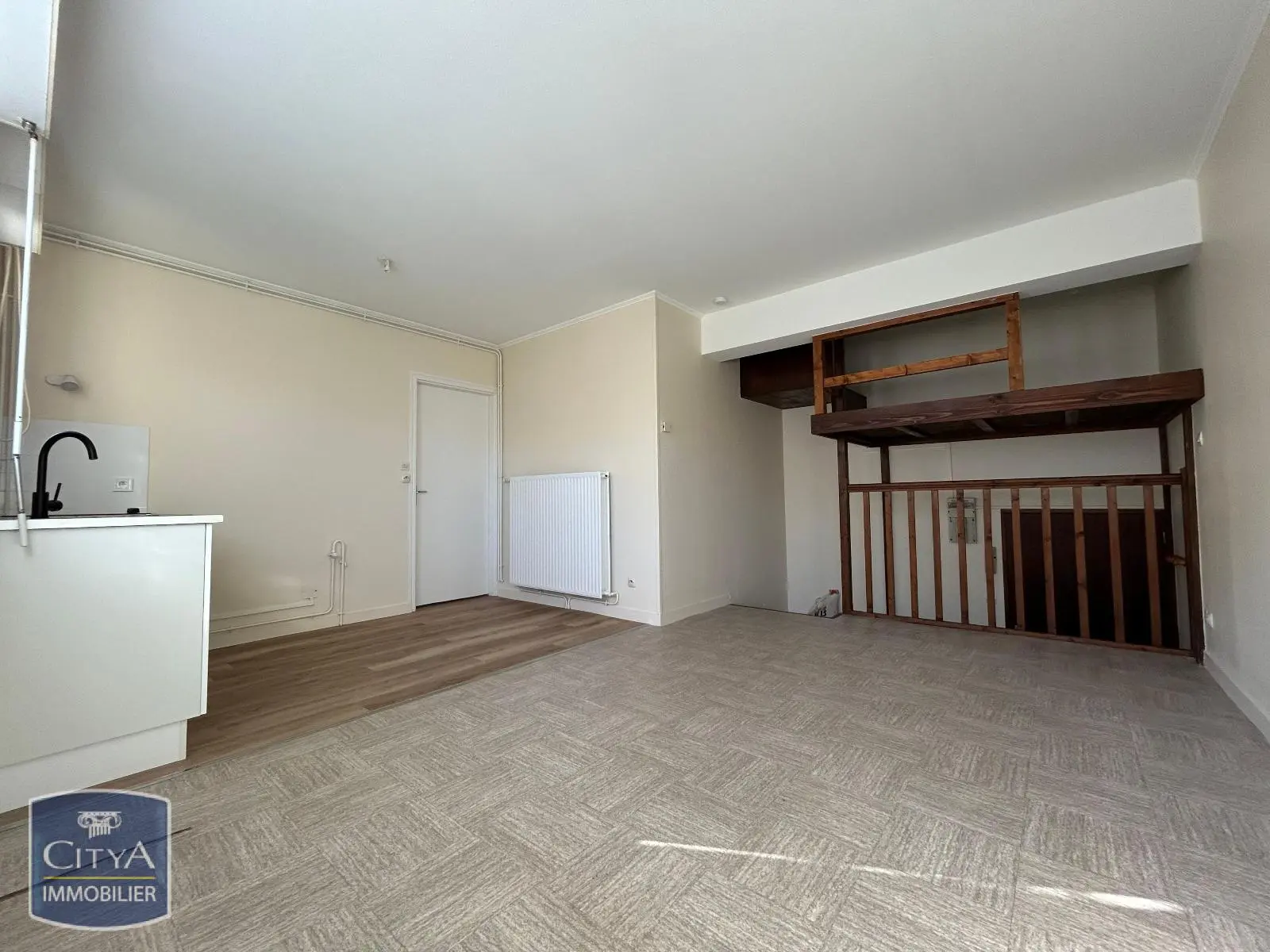 Photo 2 Appartement 1 pièce 25.62m²