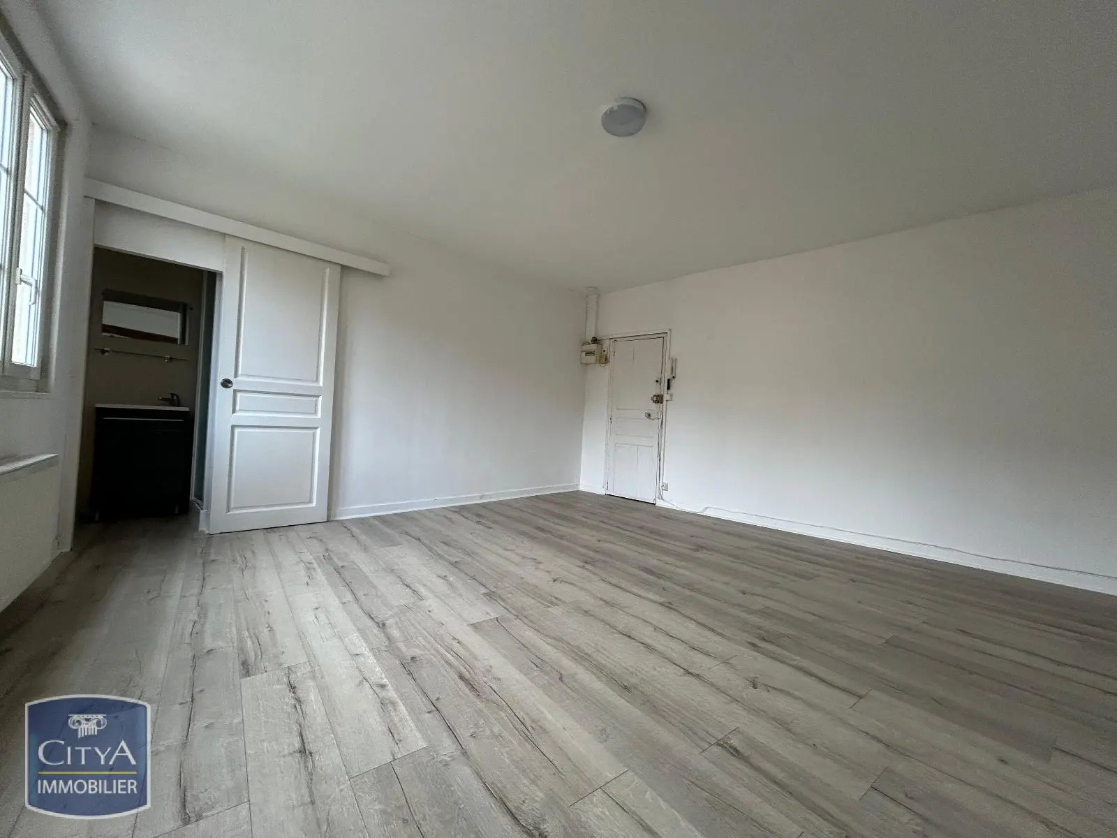 Photo 1 Appartement 2 pièces 49.77m²