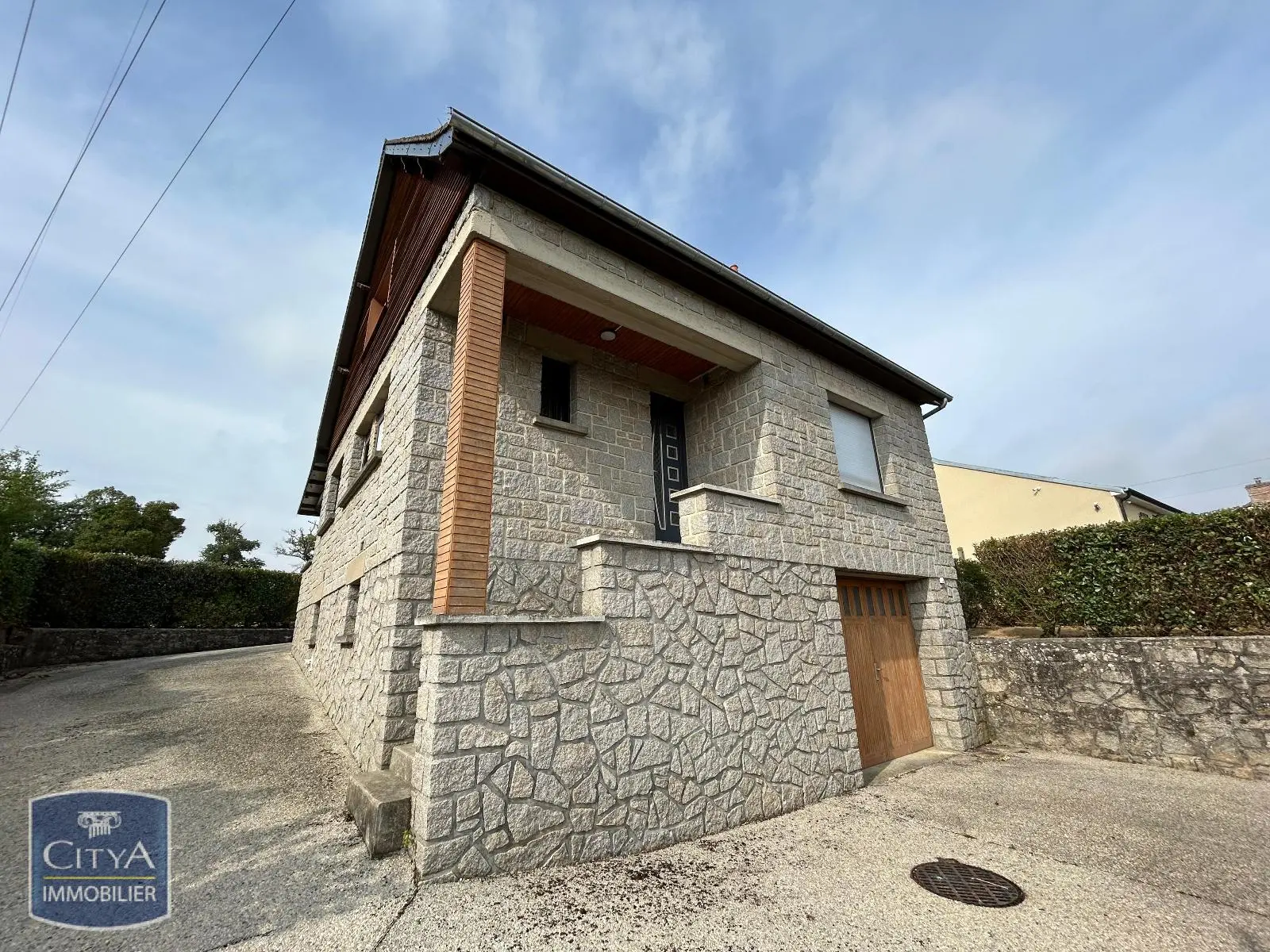 Photo 1 Maison 4 pièces 102m²