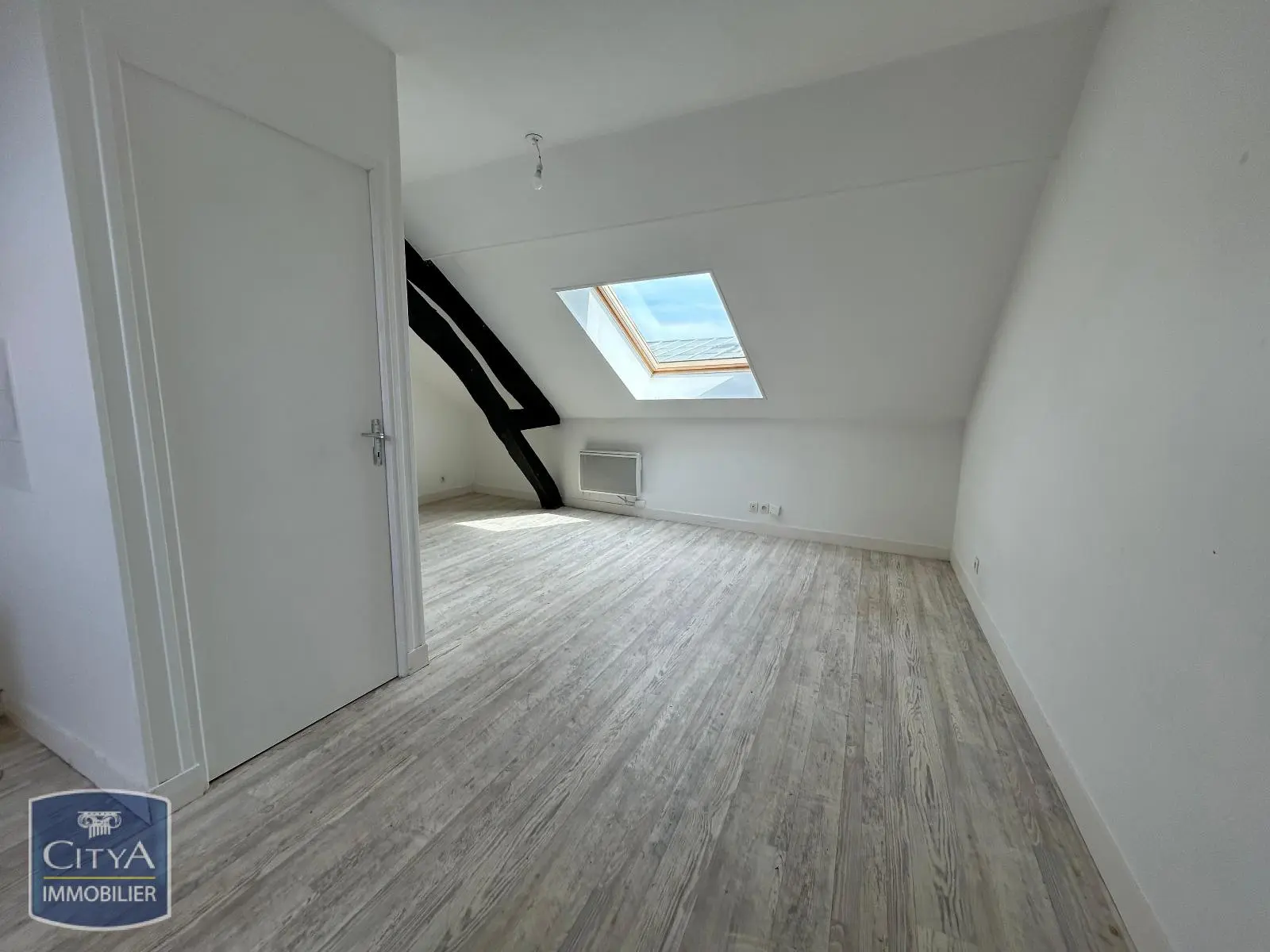 Photo 2 Appartement 1 pièce 25.97m²