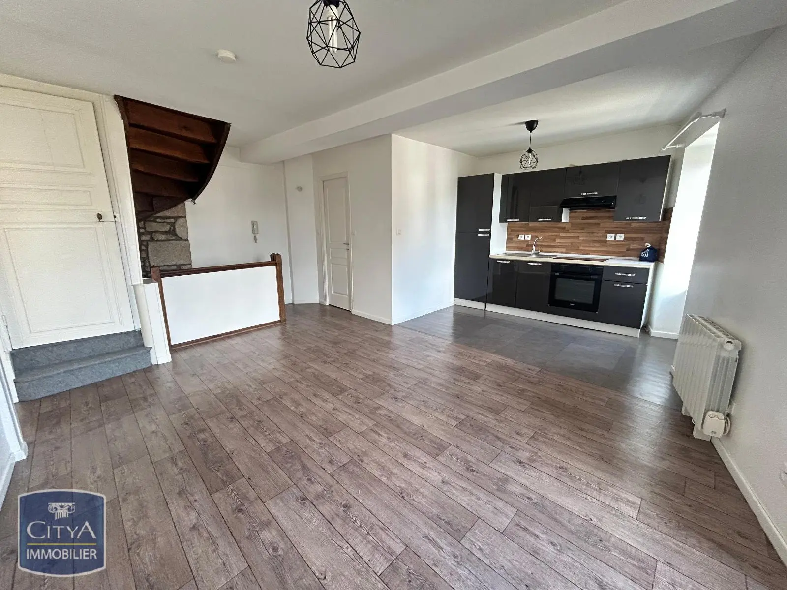 Photo 1 Appartement 4 pièces 51.37m²