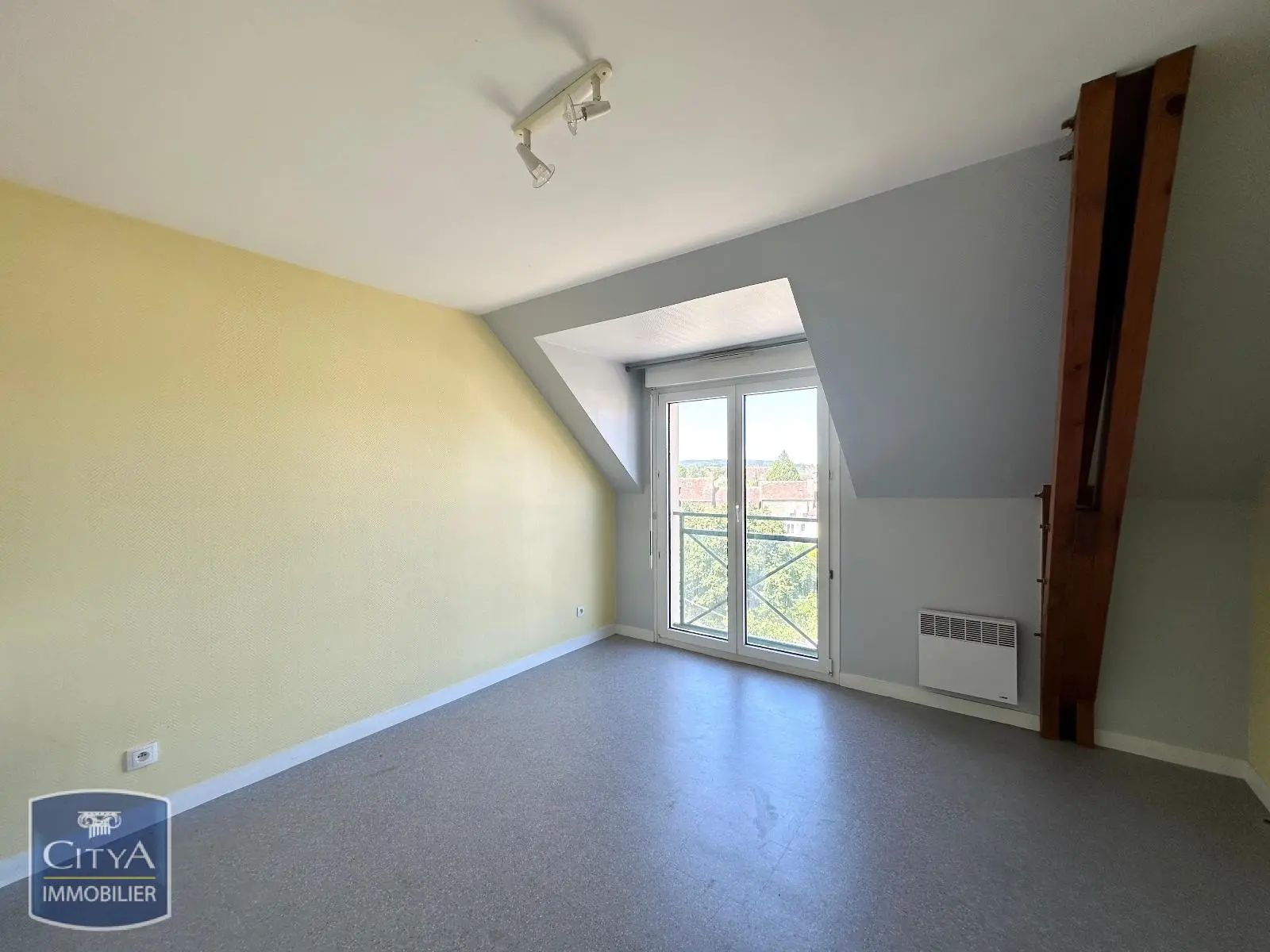 Photo 2 Appartement 1 pièce 19.17m²