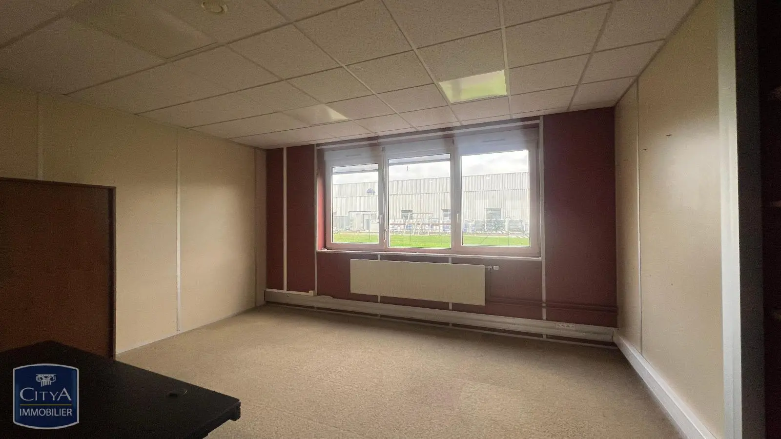 Photo 3 Local Professionnel 6 pièces 120m²