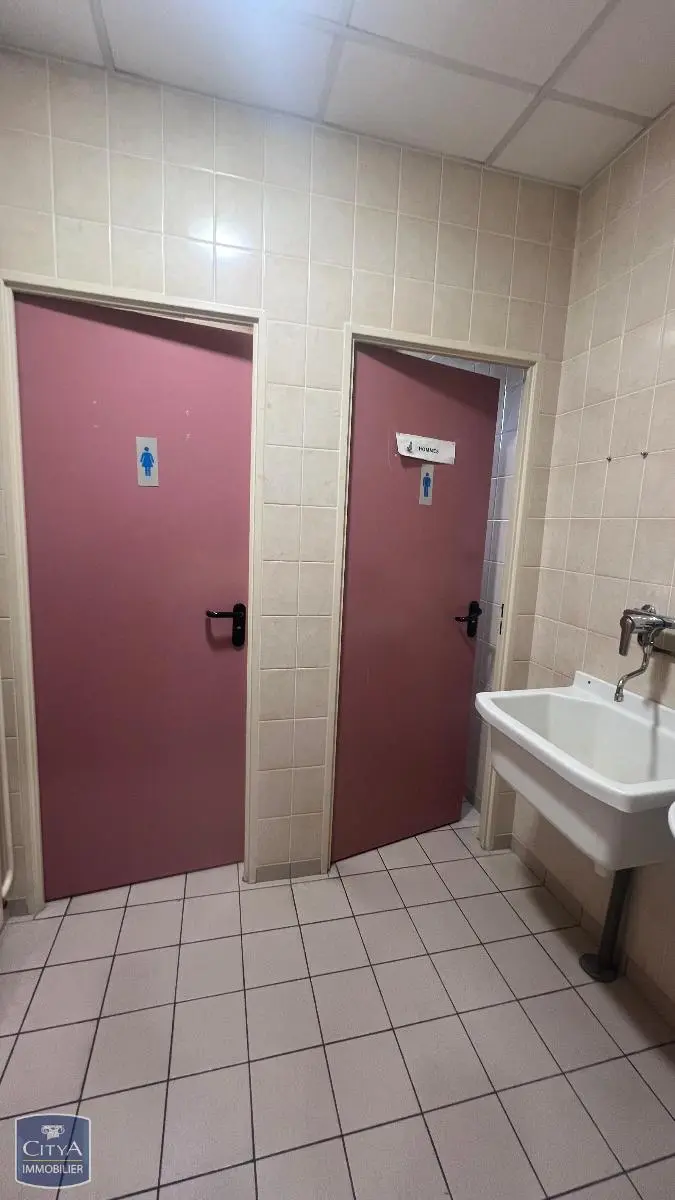 Photo 6 Local Professionnel 6 pièces 120m²