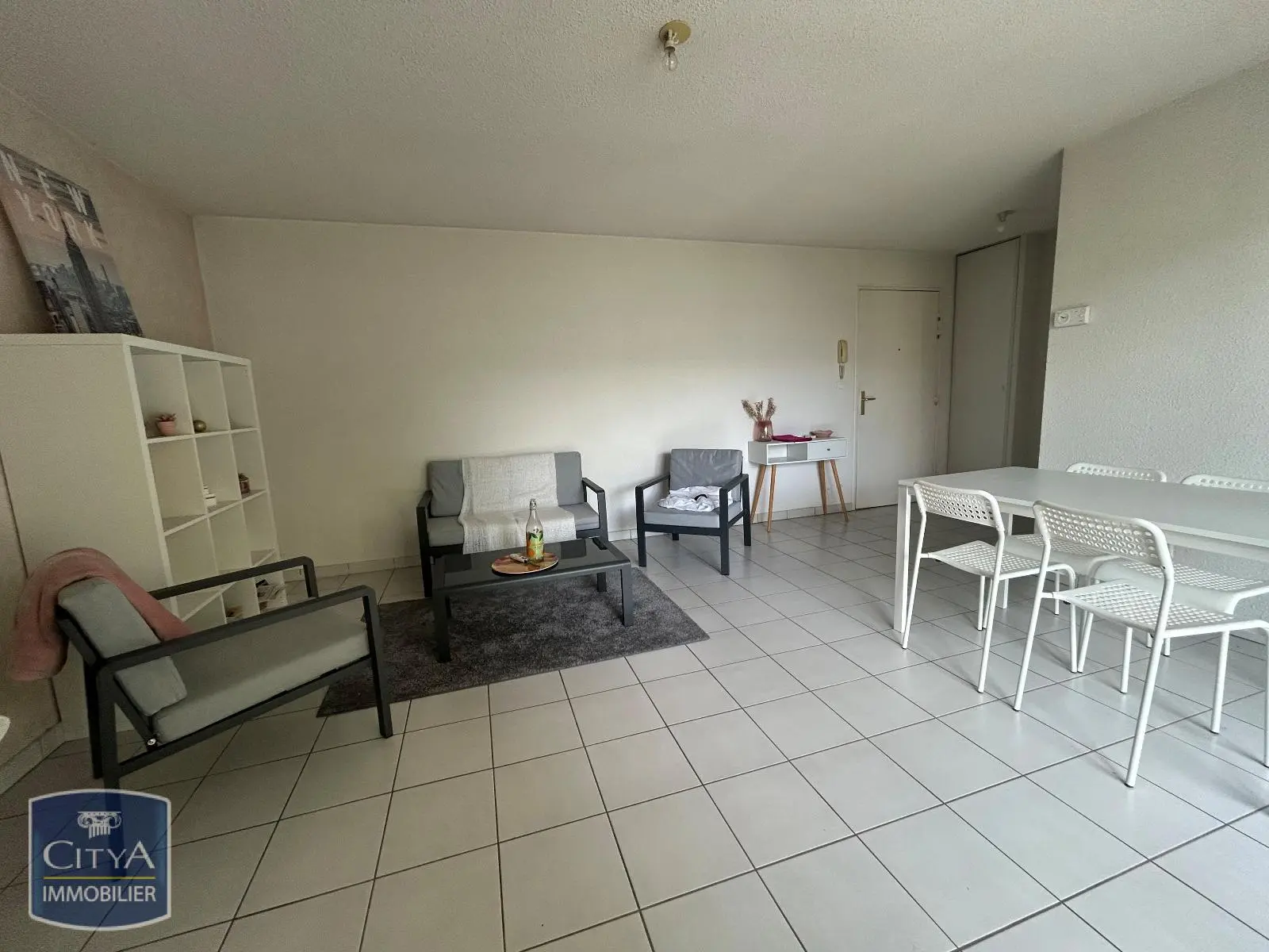 Photo 2 Appartement 2 pièces 47.9m²
