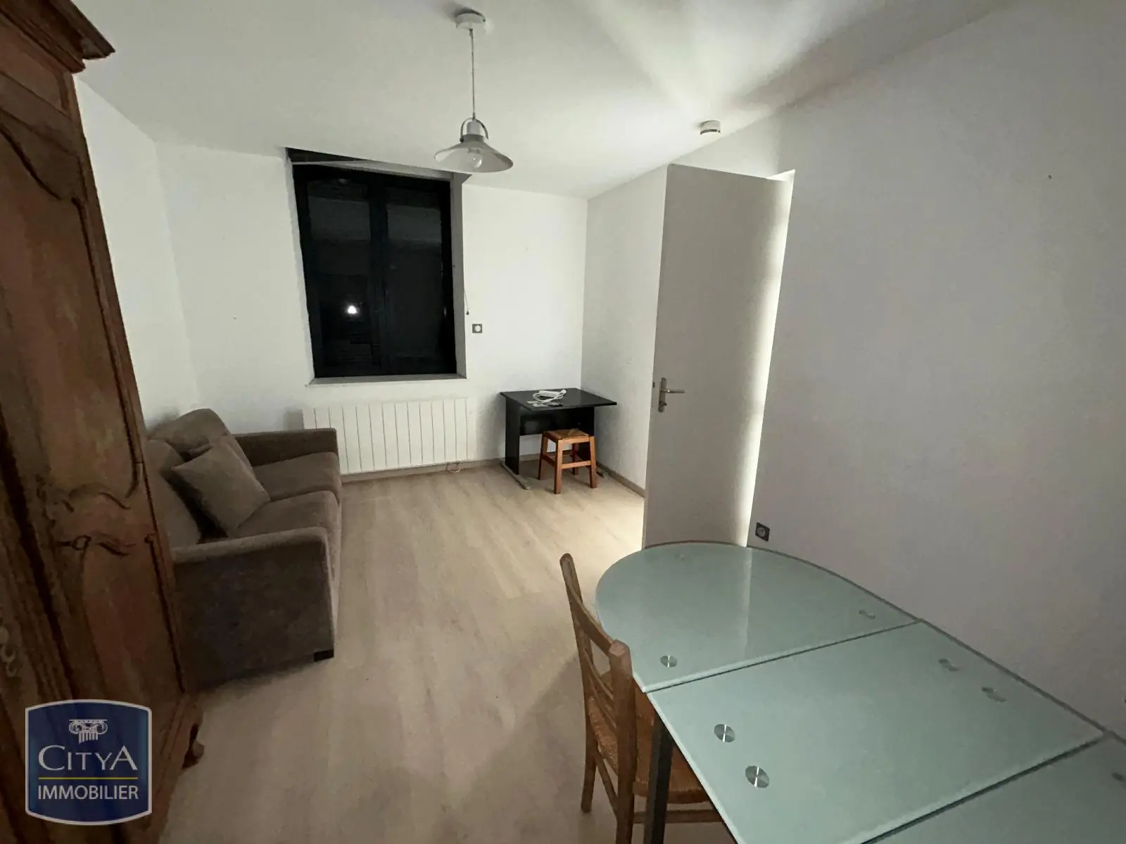 Photo 2 Appartement 1 pièce 17.74m²