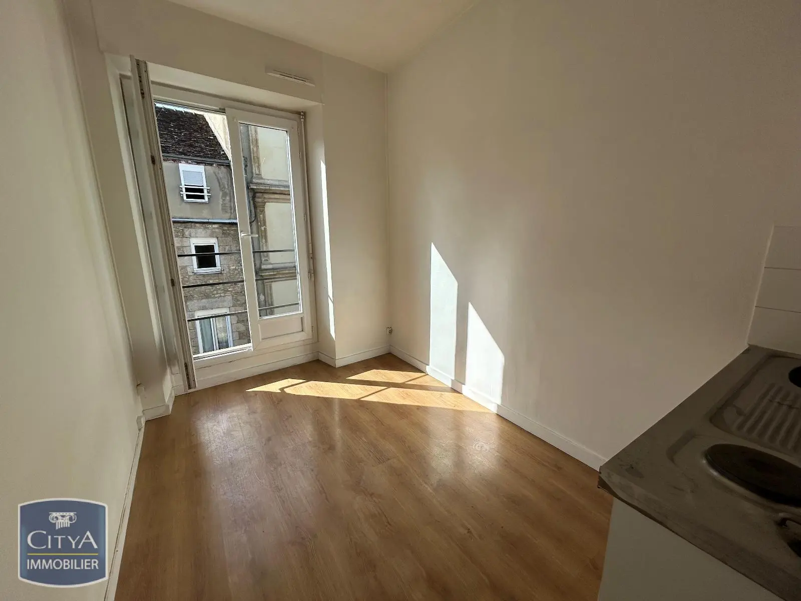 Photo 1 Appartement 1 pièce 10.79m²