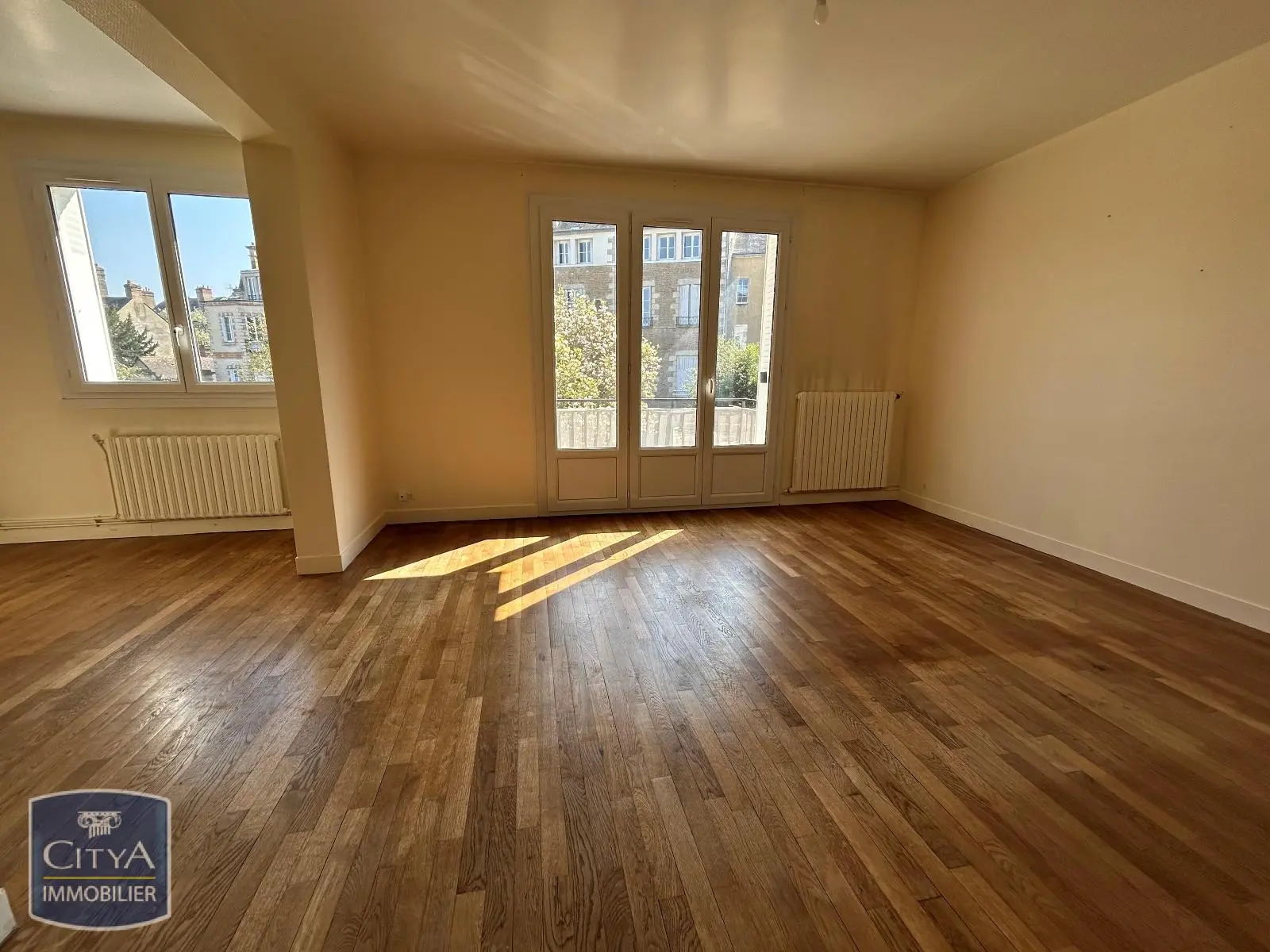 Photo 1 Appartement 4 pièces 93m²