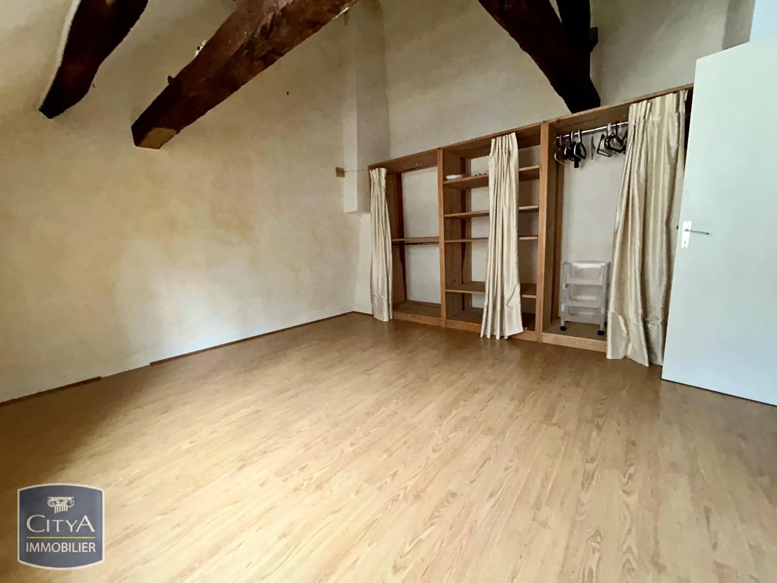 Photo 2 Appartement 1 pièce 35m²