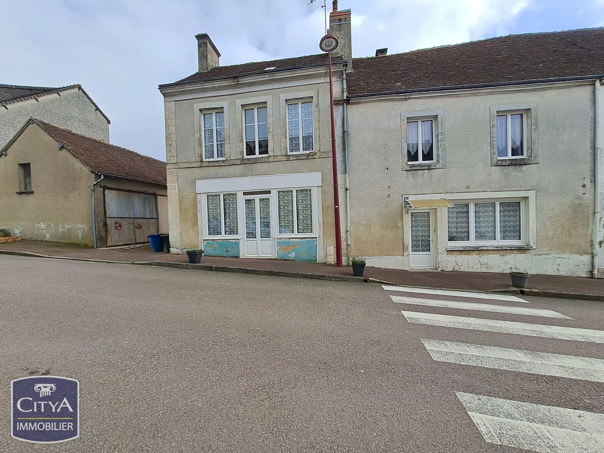 Photo 1 Maison 6 pièces 141m²
