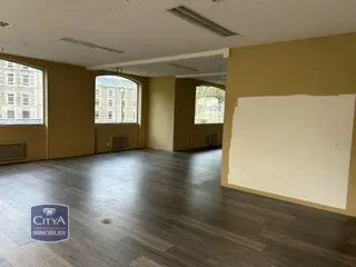 Photo 5 Local Commercial 110.3m²