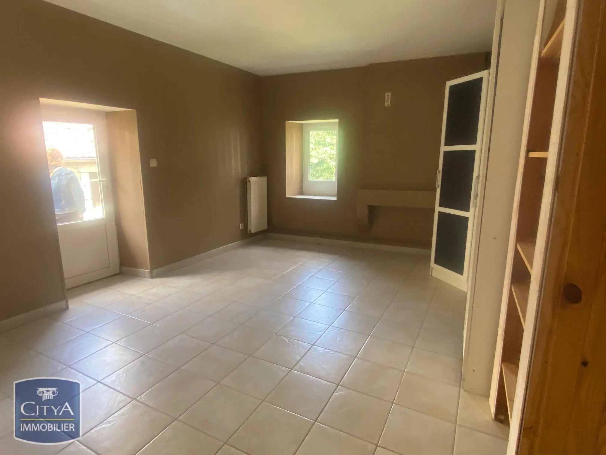 Photo 10 Immeuble 150m²