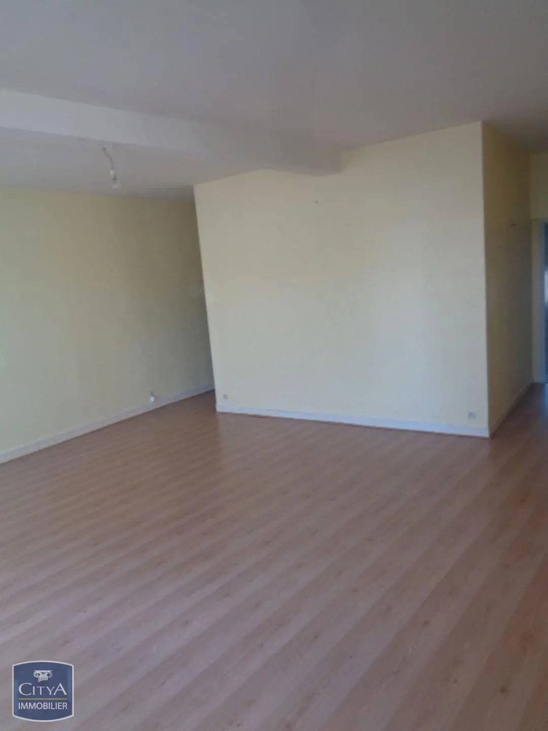 Photo 2 Immeuble 236m²
