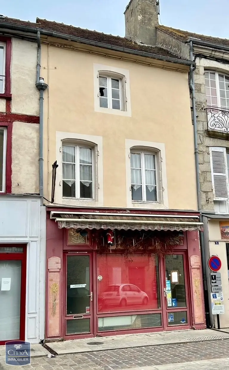 Photo 1 Immeuble 150m²