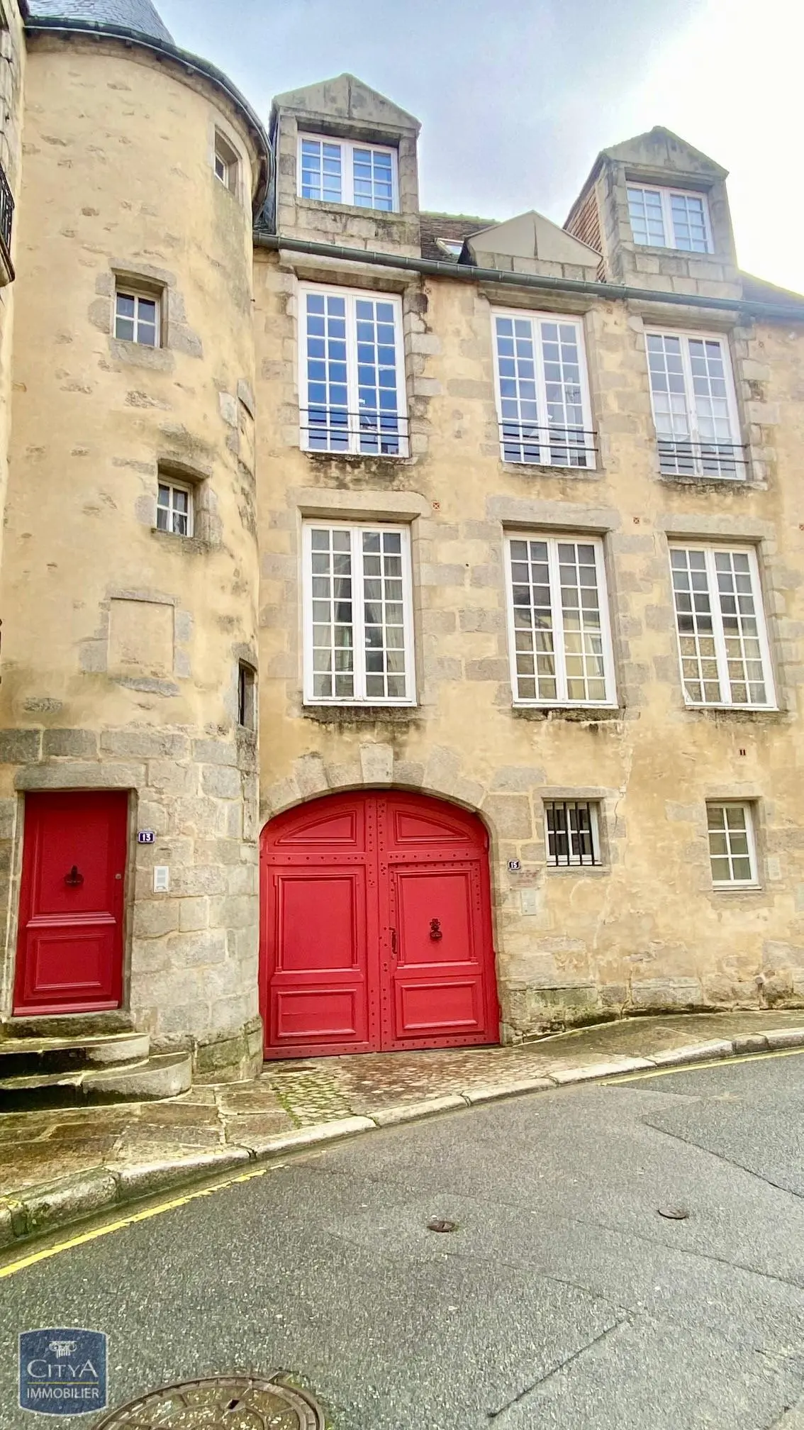 Photo 1 Appartement 7 pièces 227m²