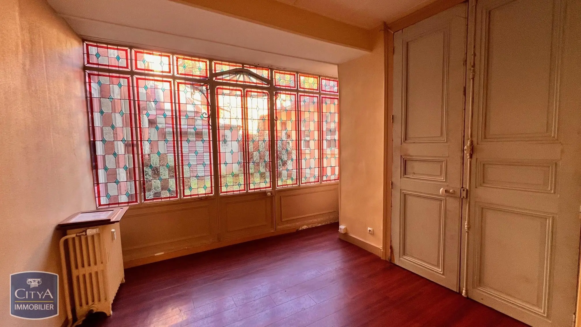 Photo 3 Local Professionnel 49m²