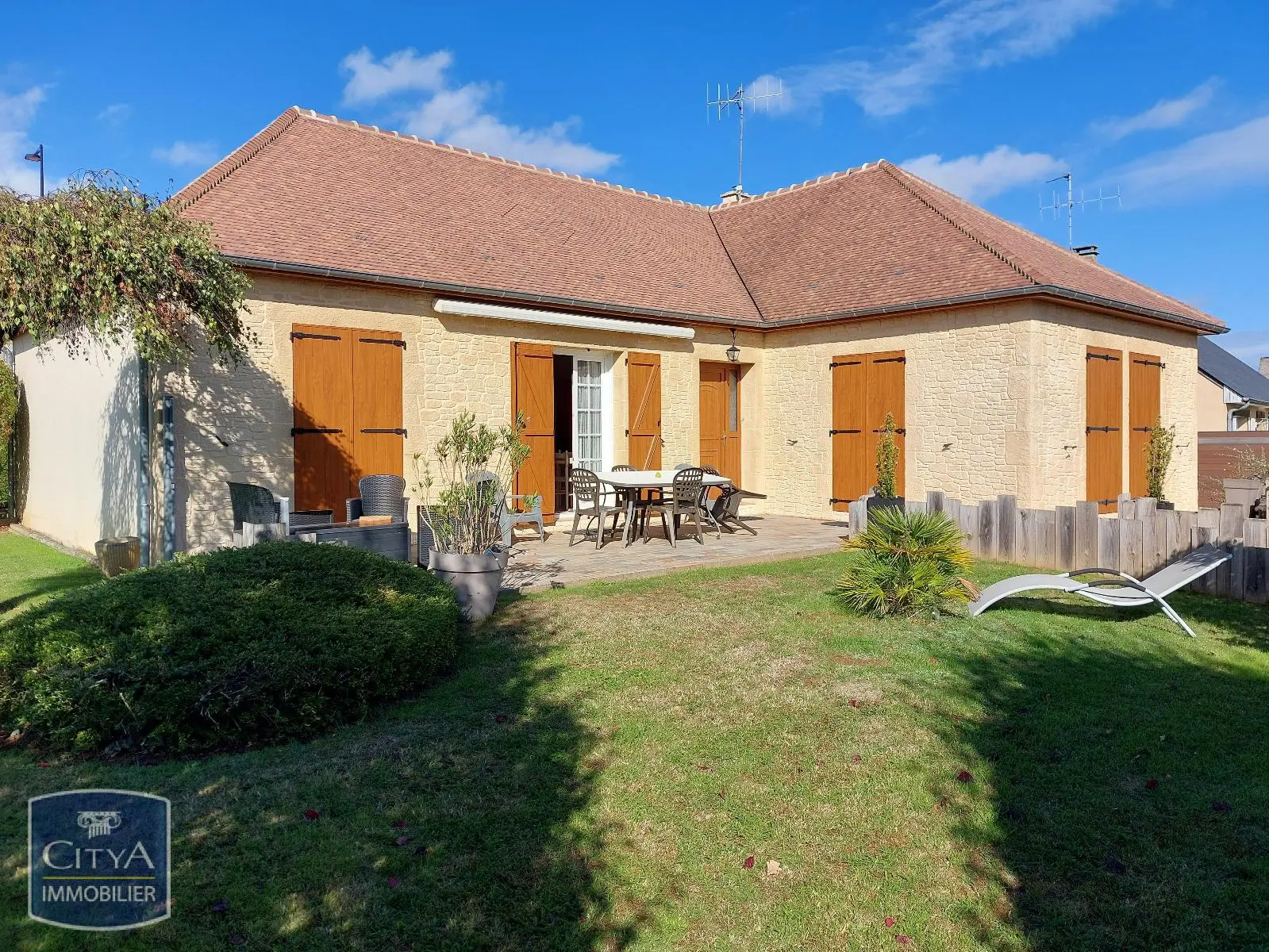 Photo 1 Maison 4 pièces 111m²