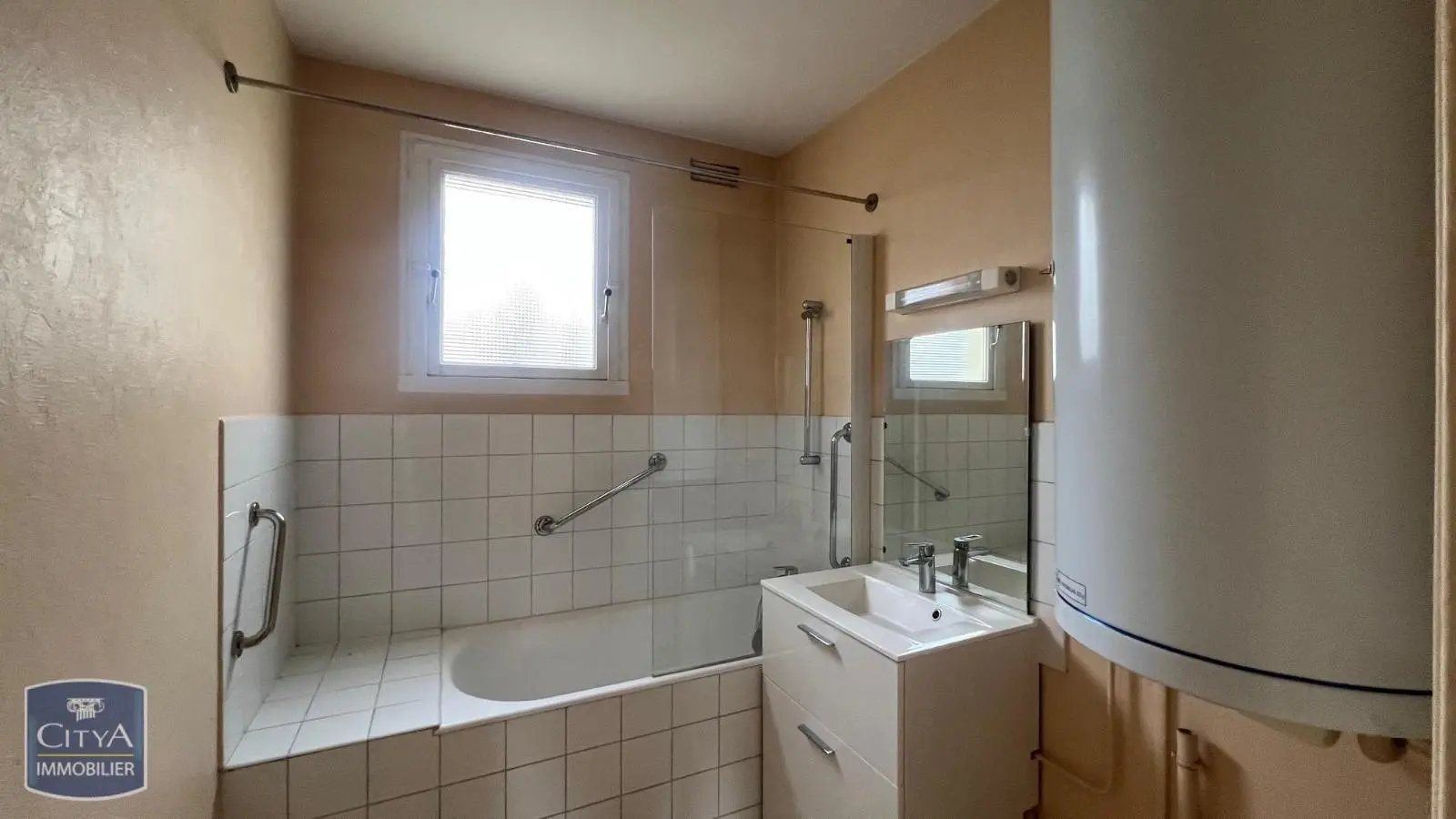 Photo 3 appartement Alençon