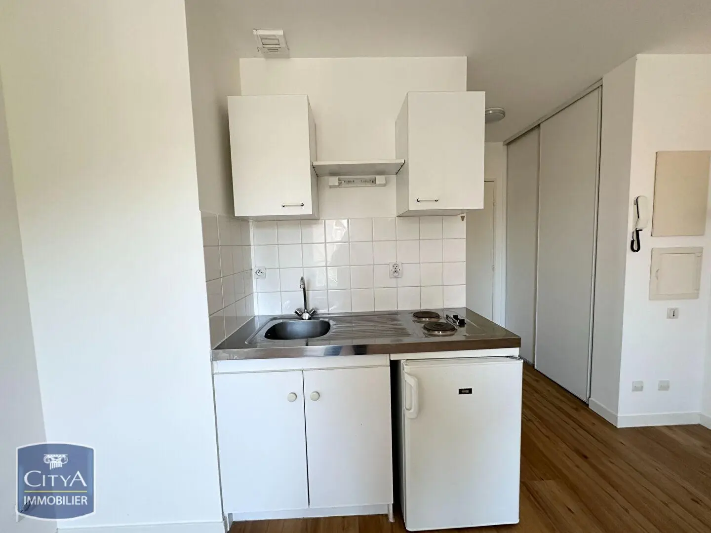 Photo 3 Appartement 1 pièce 20.87m²