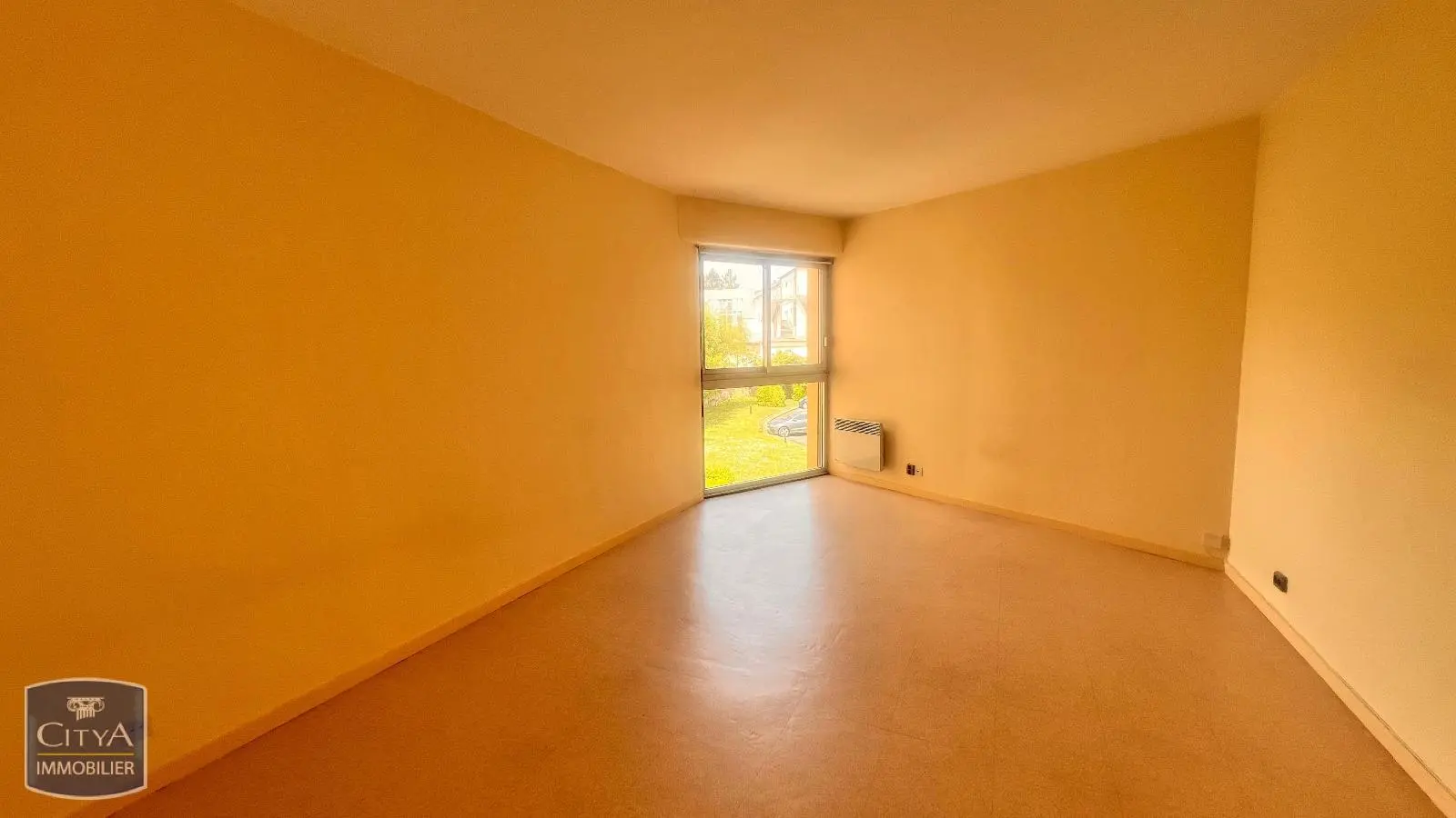 Photo 1 Appartement 1 pièce 23m²