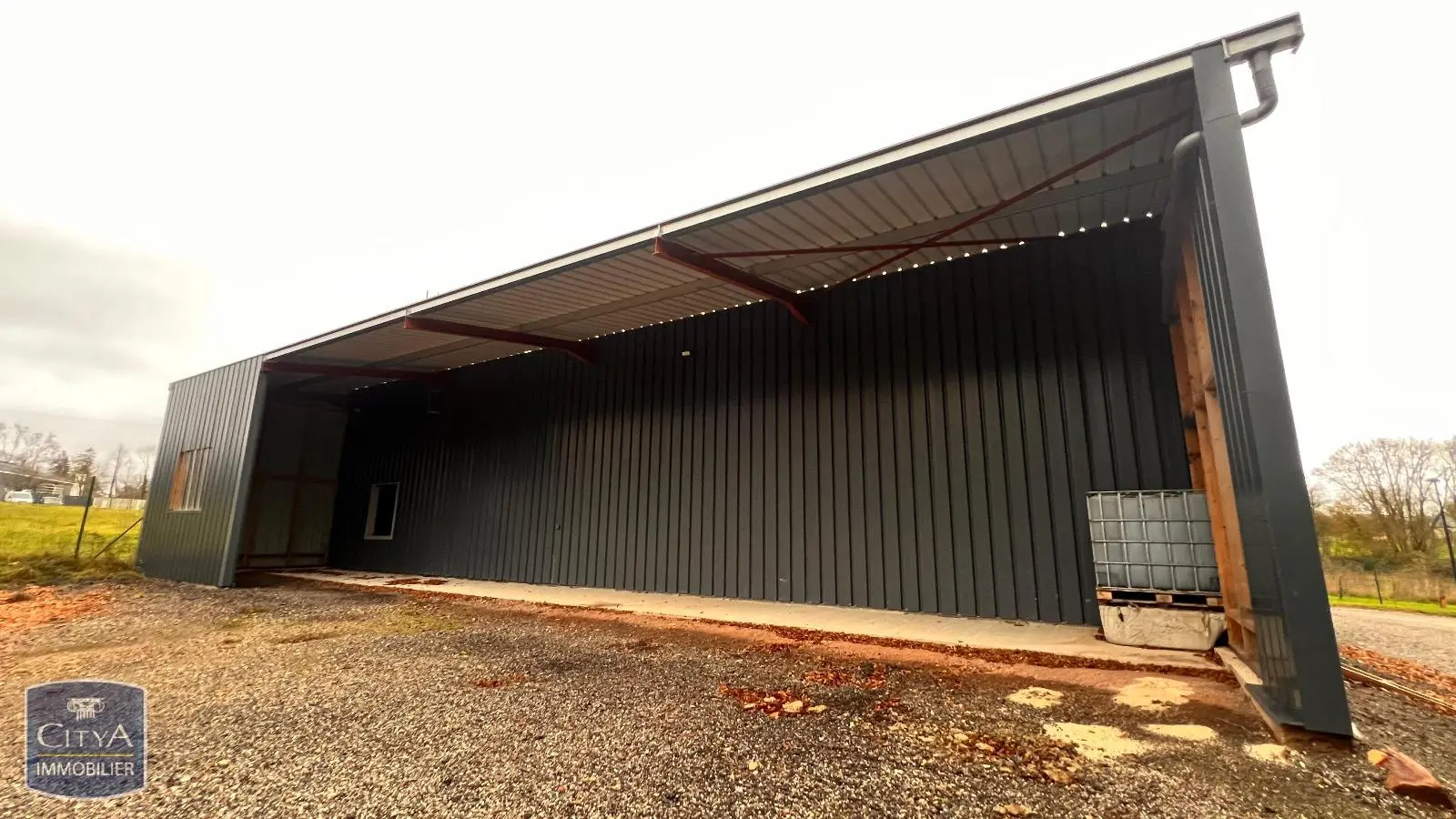 Photo 4 Local Industriel 237m²