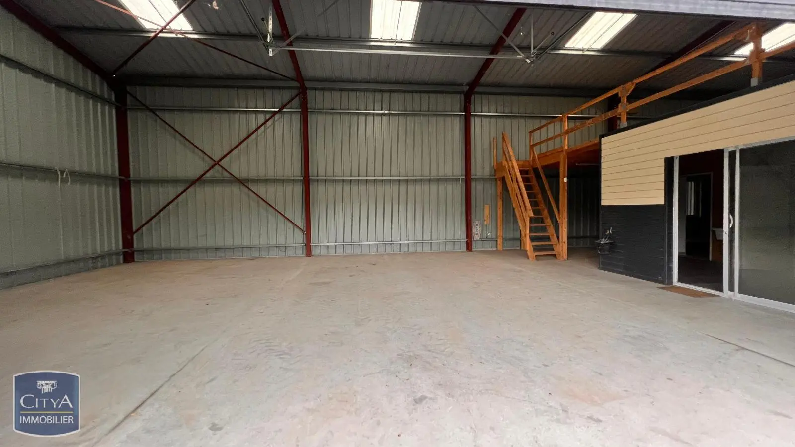 Photo 5 Local Industriel 237m²