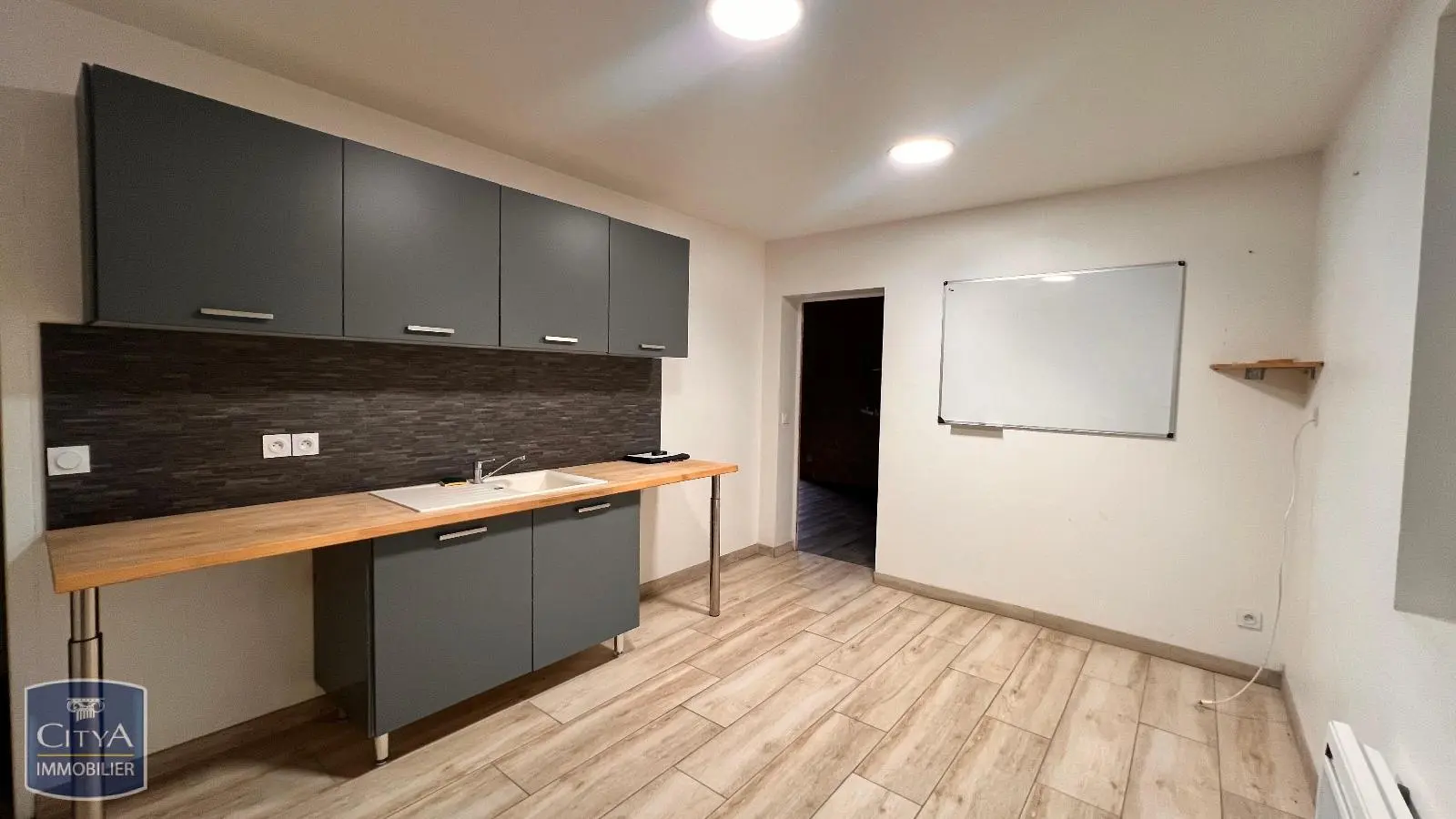 Photo 13 Local Industriel 237m²