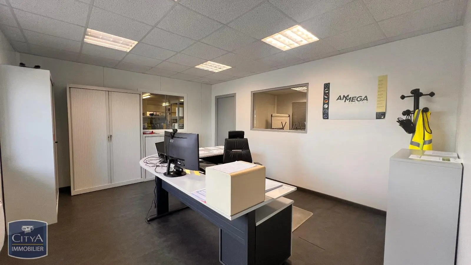 Photo 4 pour Local Industriel 1250m² Photo 4 Local Industriel 1250m²