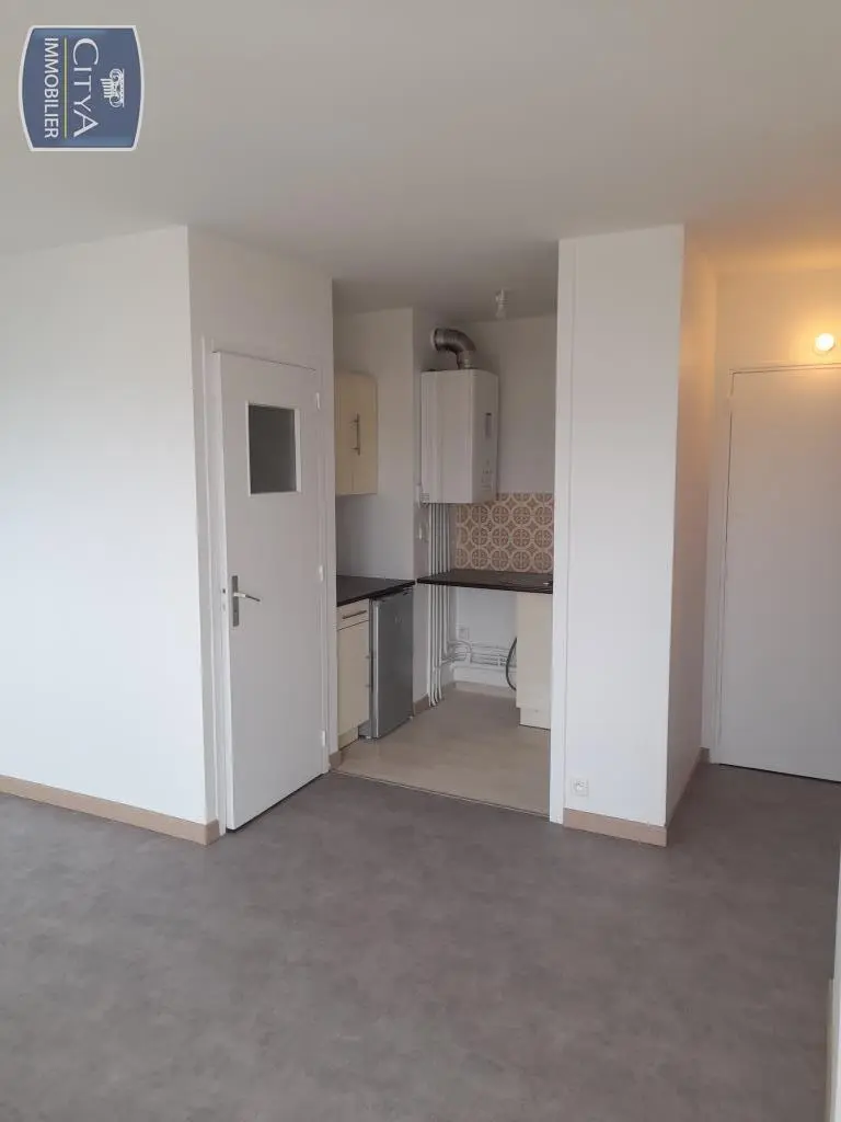Photo 2 Appartement 1 pièce 26.72m²